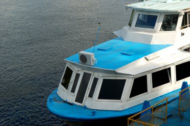 Mavi gemi Limanı yakınındaki