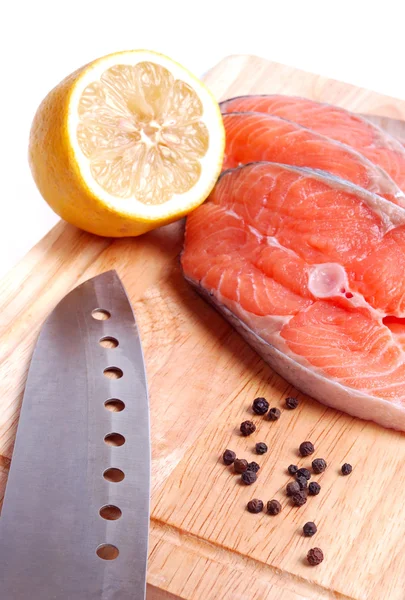 Lachs mit Zitrone — Stockfoto