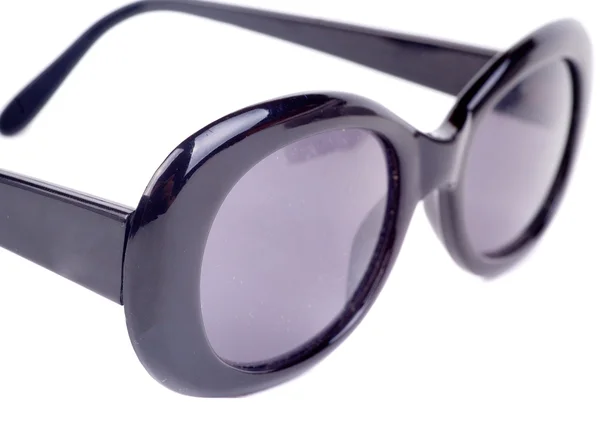 Modern siyah güneş gözlüğü