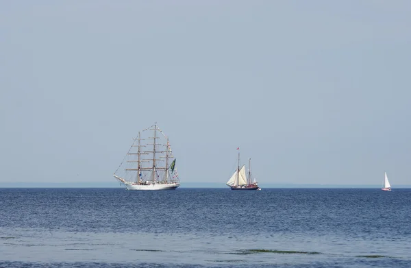 Fließend auf Segel-Schiff — Stockfoto