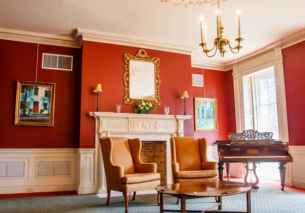 Salón Clásico con Piano —  Fotos de Stock