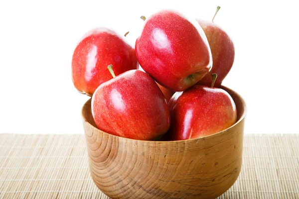 Red Apples in Wood Bowl with White Background — Stock Photo, Image