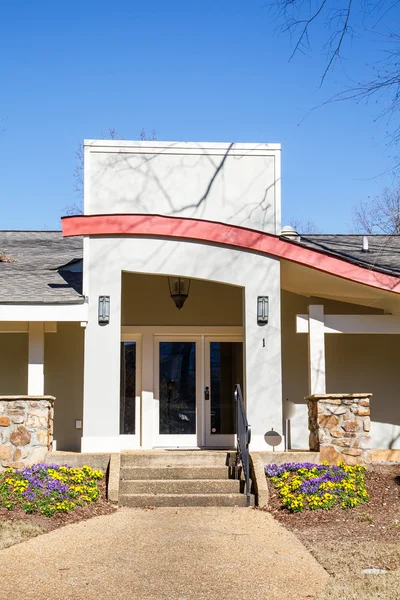 Modern Entrance in Winter — Stock Photo, Image