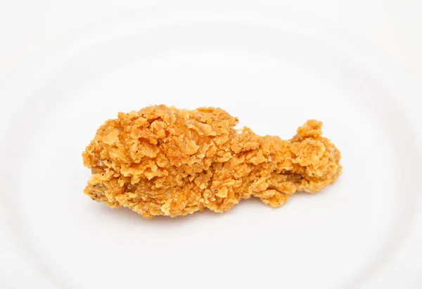 Fehér tányérra csirkecomb — Stock Fotó