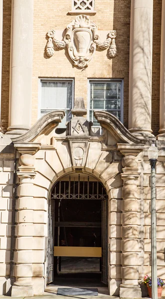 Entrance to Old Masonic Building — Stock Photo, Image