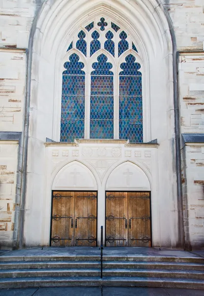 Old Doors and Stained Glass on Church — Stock Photo, Image