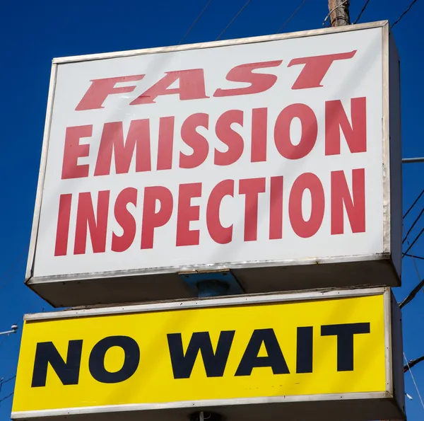 Fast Emission Inspection — Stock Photo, Image