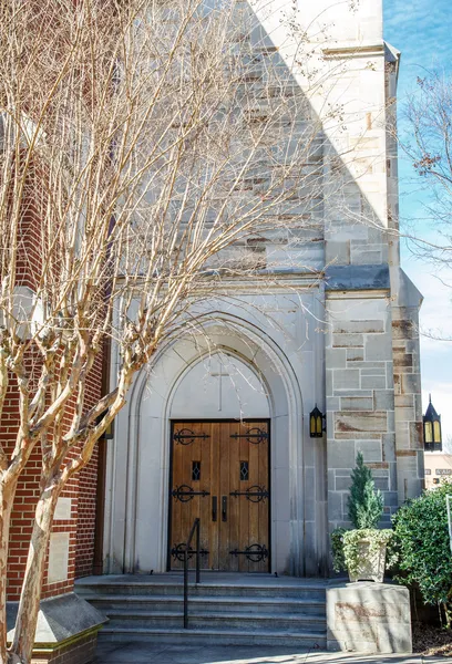 Entrada lateral para a Igreja Velha — Fotografia de Stock