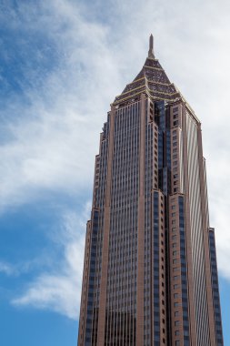 Kırmızı taş ve mavi cam ofis Kulesi