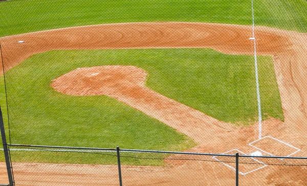 Baseball Field from Above Through Backstop Fence — Stock Photo, Image