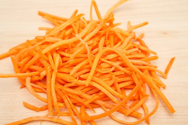 Измельчённая морковь — стоковое фото
