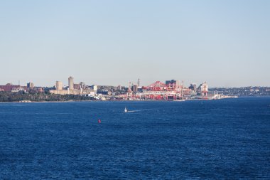 canada.jpg'ın kıyısındaki sanayi bölgesi