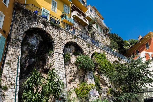 Plants on Old Stone Arches — Stock Photo, Image