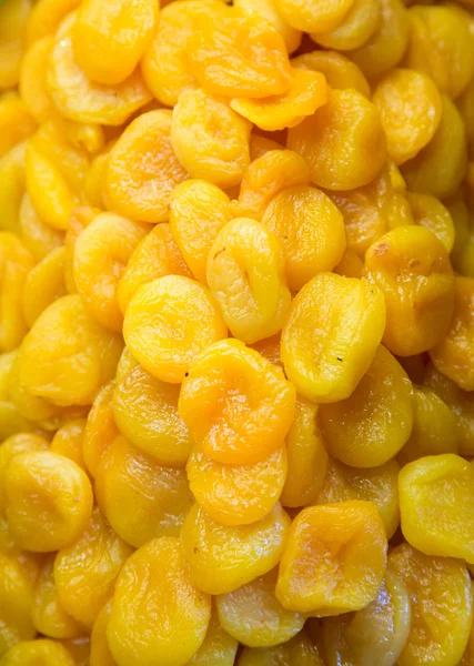 Dried Apricots in Market — Stock Photo, Image