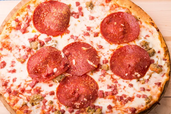 Pepperoni Pizza from Above — Stock Photo, Image