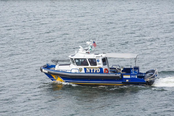 NYPD Barca in porto — Foto Stock