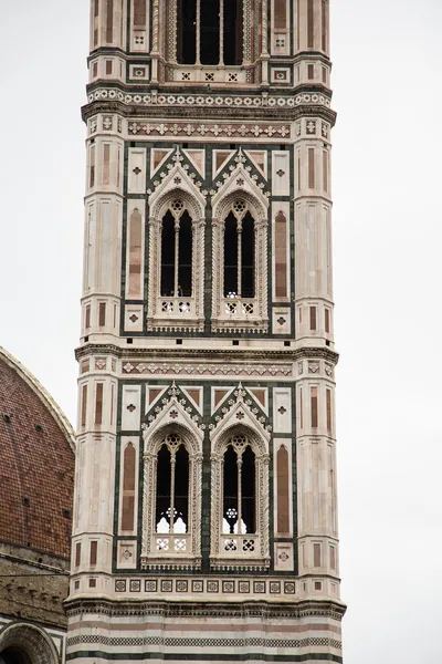 Dettagli del Campanile del Duomo — Foto Stock