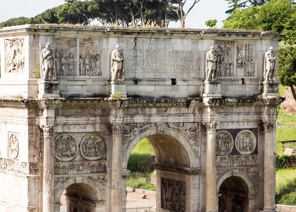 ローマの古代アーチ — ストック写真