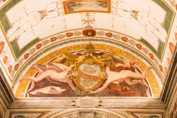 Målning i Vatikanen archway — Stockfoto