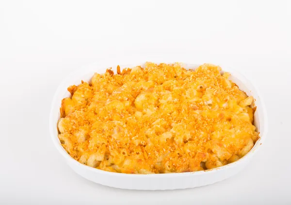 Gebakken macaroni en kaas in braadpan schotel — Stockfoto