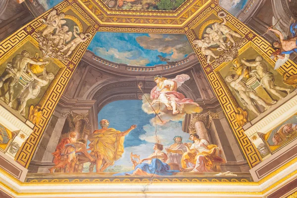 Målning kupolformade taket i Vatikanen — Stockfoto