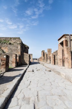 Antik Pompei ortasına caddede