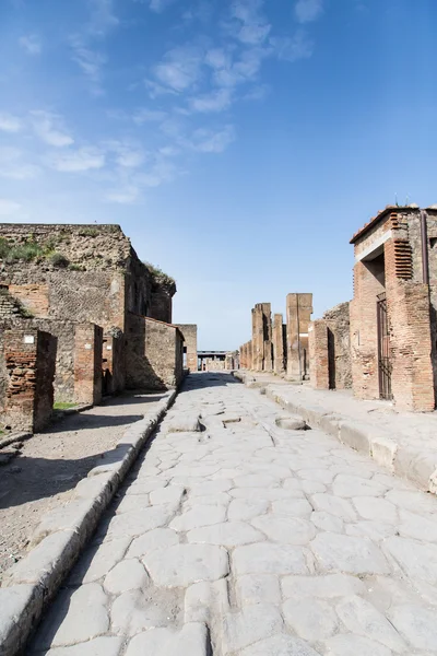Street Down Center of Ancient Pompeii — Stock Photo, Image