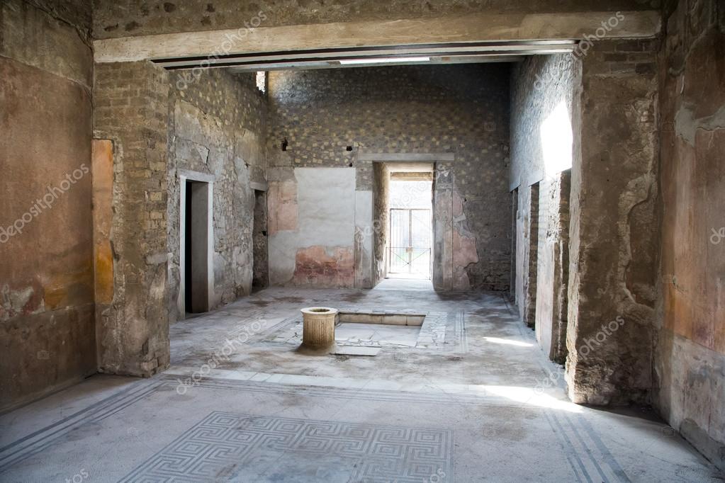 Interior of Pompeii Home — Stock Photo © dbvirago 40342809