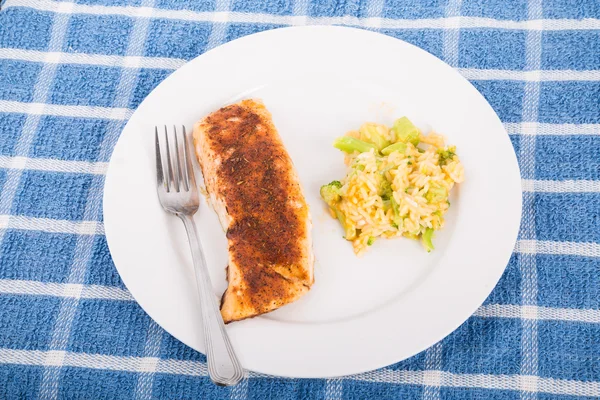 Broiled Salmon with Rice Casserole — Stock Photo, Image