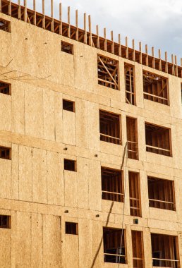 flakeboard kaplama apartman inşaatı