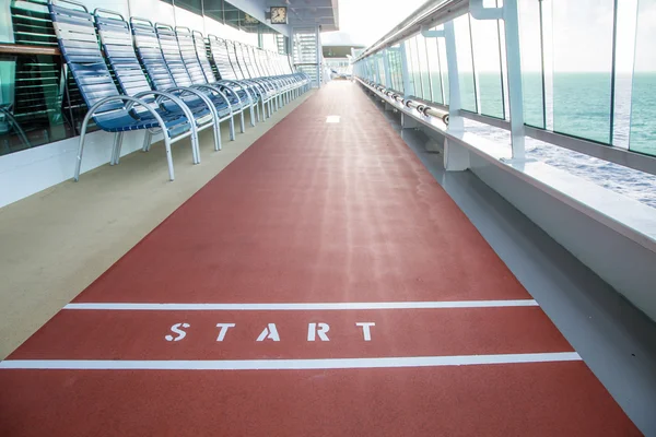 Linea di partenza sul ponte delle navi — Foto Stock