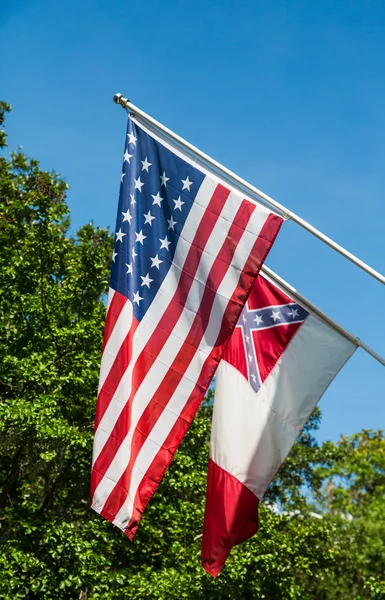 Amerikan ve Konfederasyon bayrağı — Stok fotoğraf