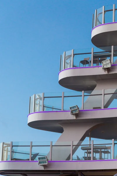 Terraced Balconies on Cruise Ship with Blue Sky — Stock Photo, Image