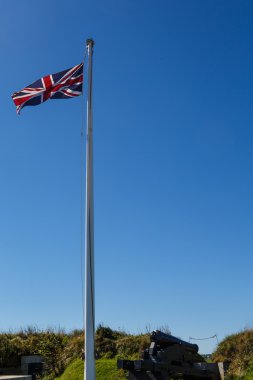 Top üzerine İngiliz bayrağı