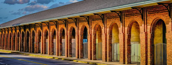 Brick Arches Into Distance — Stock Photo, Image