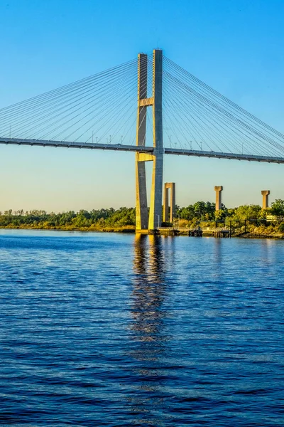 Поддержка Талмаджского моста через Саванну — стоковое фото