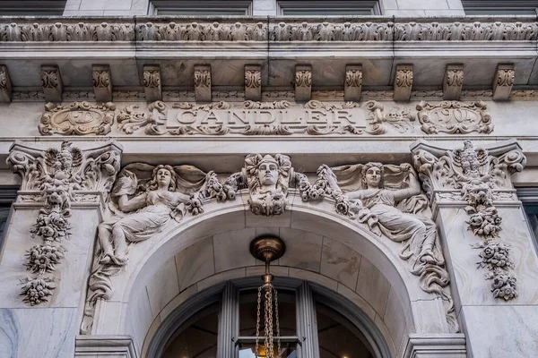 Facade of Old Candler Building — Stock Photo, Image
