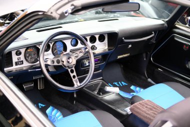 Üstü açılır Ateş Kuşu Kokpiti