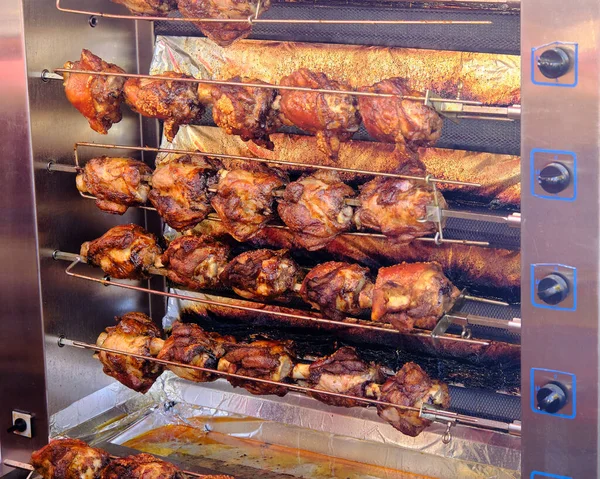 Oven Vol Varkenshokken Een Markt — Stockfoto