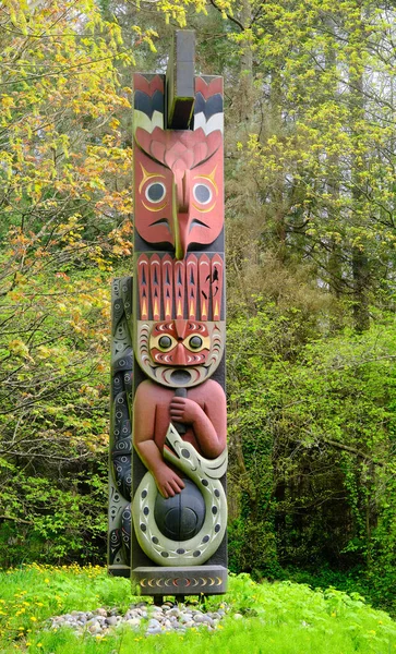 Totem Poles Vancouver Stanley Park Vancouver Columbia Británica Canadá —  Fotos de Stock