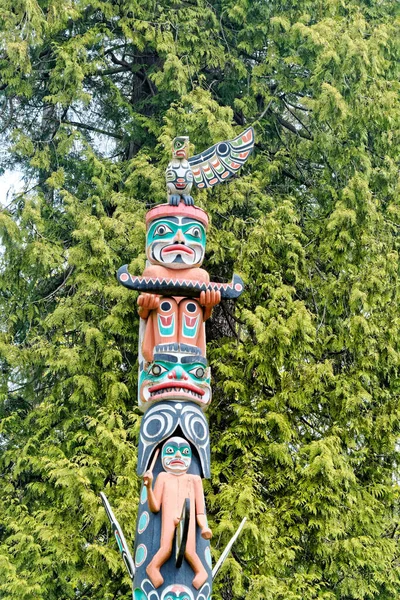 Vancouver British Columbia May 2022 Totem Poles Monuments Created First — 图库照片