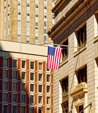 BOSTON, MASSACHUSETTS - 29 Ağustos 2022: Boston, ABD 'nin en eski şehirlerinden biridir ve tarihte zengindir. Bu da barlara, restoranlara ve tarihi mekanlara büyük bir turizm sektörü getiriyor..
