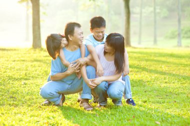 Aile görüşme