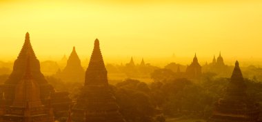 Bagan panorama gündoğumu