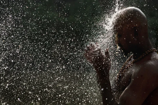 Hinduiska anhängare under thaipusam — Stockfoto