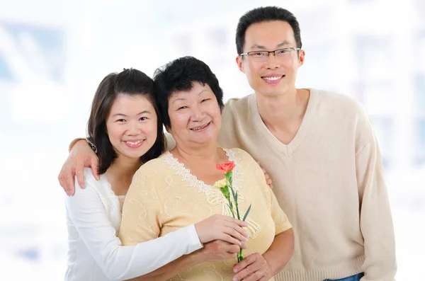 Moederdag thuis. — Stockfoto