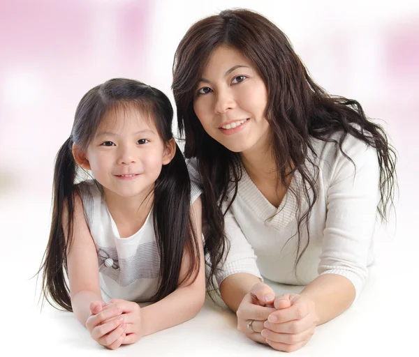 Portrait of a joyful mother and her daughter — Stock Photo, Image