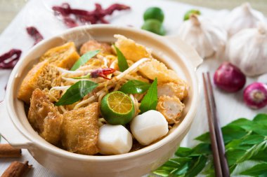 Singapur curry noodle