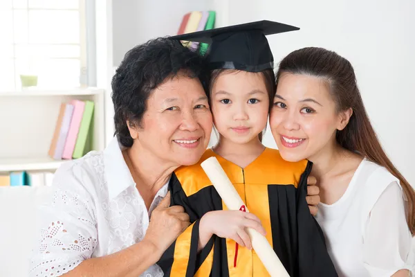 Kindergarten graduate — Stock Photo, Image