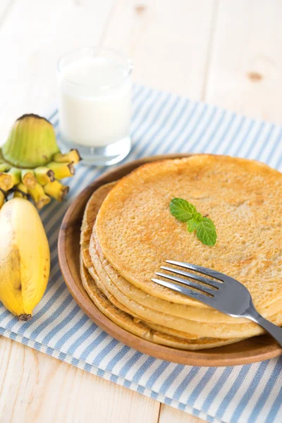 Zelfgemaakte banaan pannenkoek ontbijt — Stockfoto